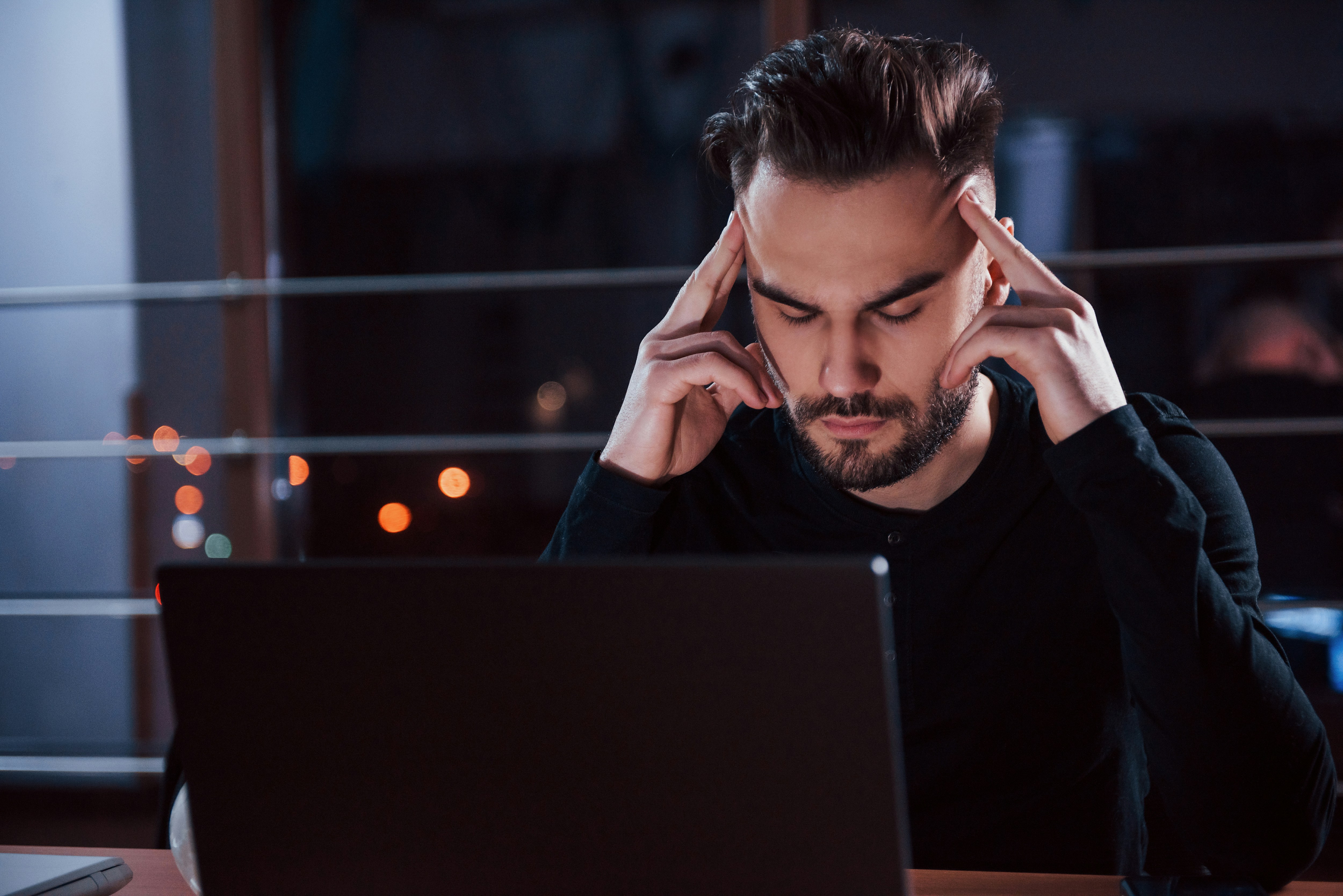 4 LinkedIn Mistakes Keeping Financial Advisors From Getting Clients
