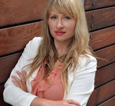 Anna Crowe