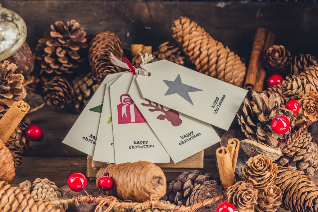 4 Ways to Create Holiday LinkedIn Posts in a Hurry Advisorpedia